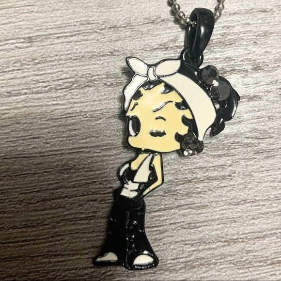Betty Boop Enamel Necklace - Picture 2 of 5
